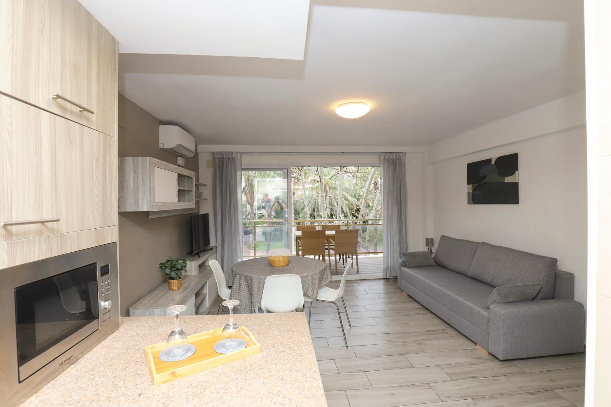 Differentflats Samoa Apartment ซาลอว์ ภายนอก รูปภาพ