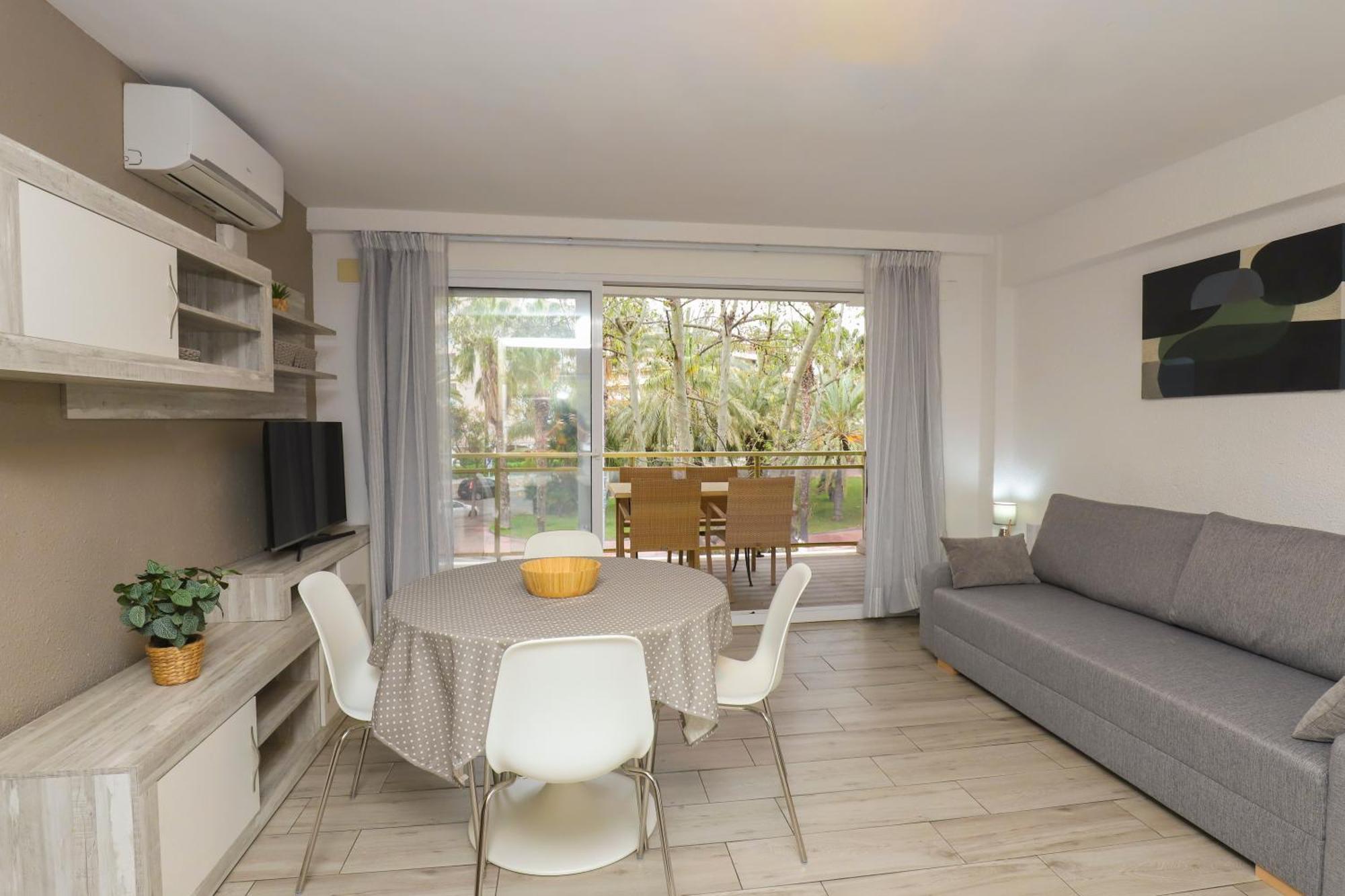 Differentflats Samoa Apartment ซาลอว์ ภายนอก รูปภาพ